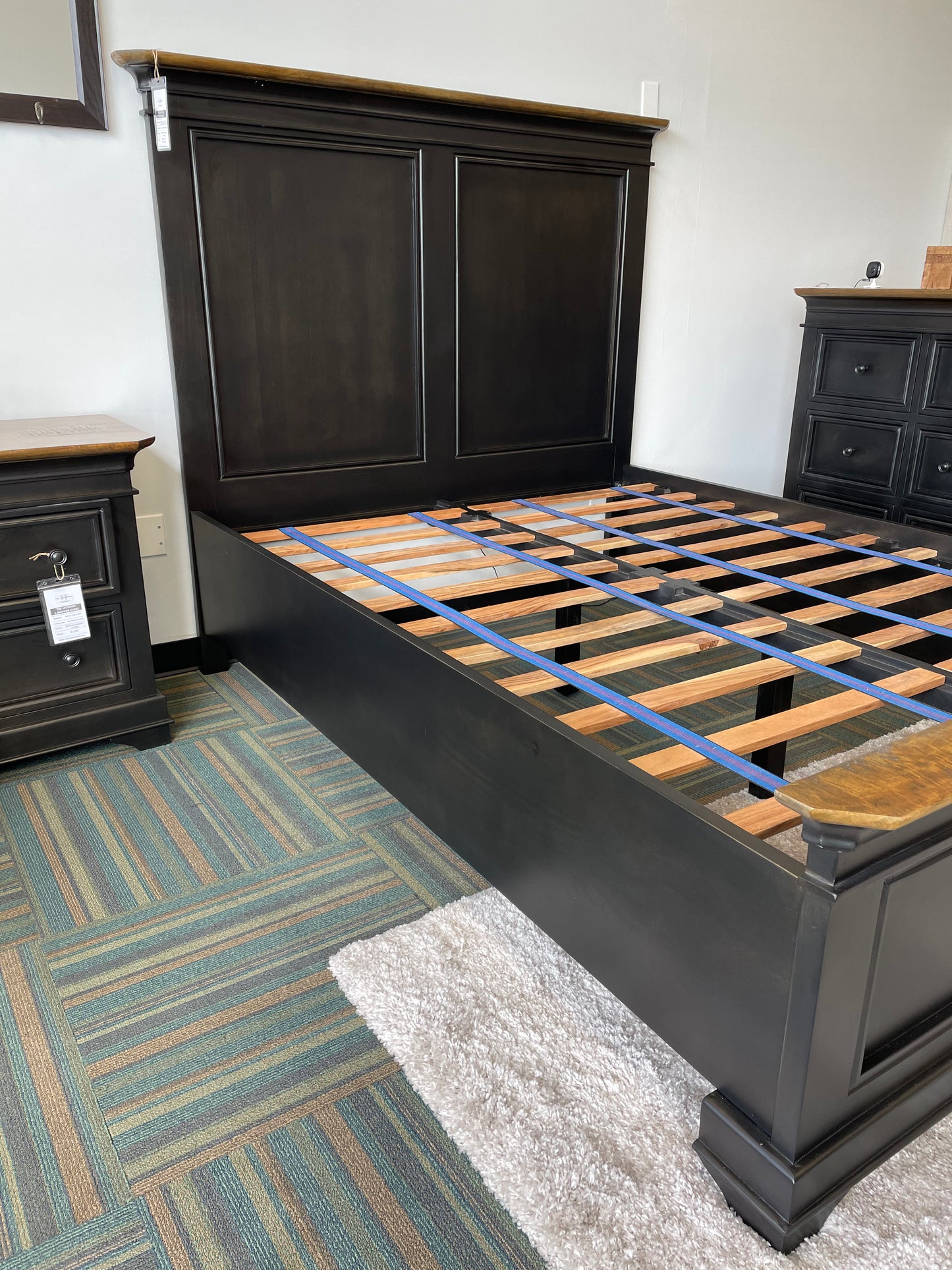 Jackson Panel Bed - Queen - Espresso & Washed Natural